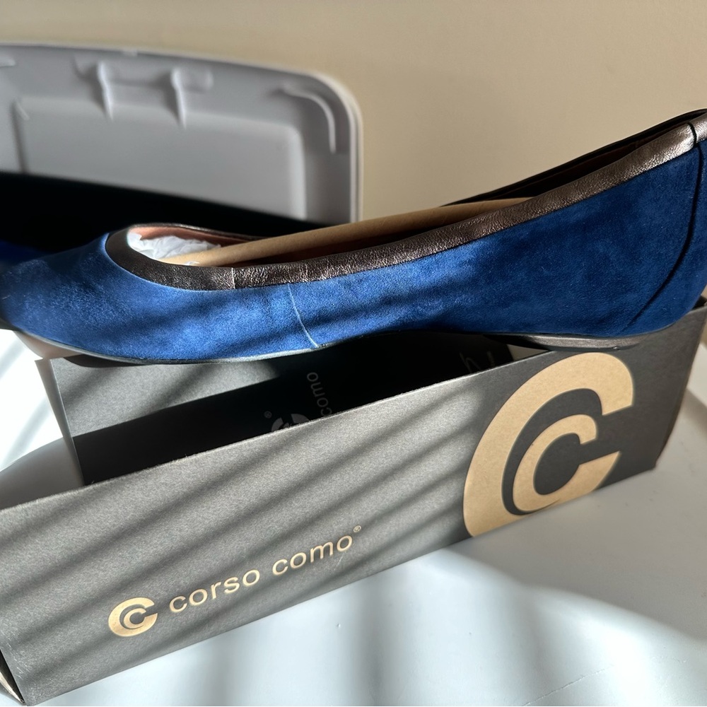 Corso Como Women's Navy Suede Loafers